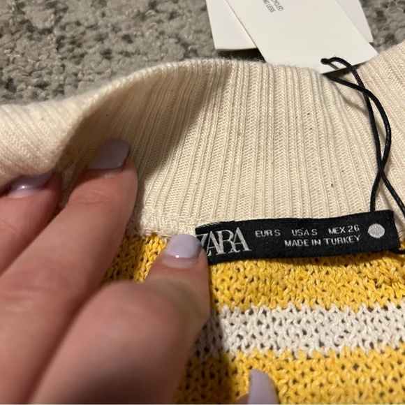 NWT Zara Yellow & White Striped Knit Oversized Short Sleeve Sweater Size Small - Picture 6 of 10